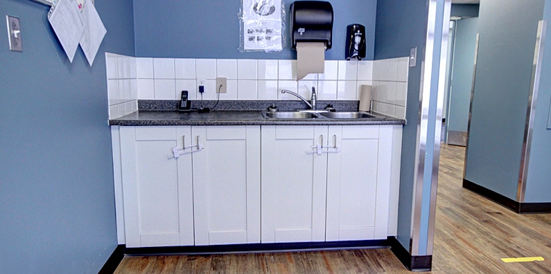 The Northrock room has a small kitchenette attached, allowing for easy clean up or prep for your students.